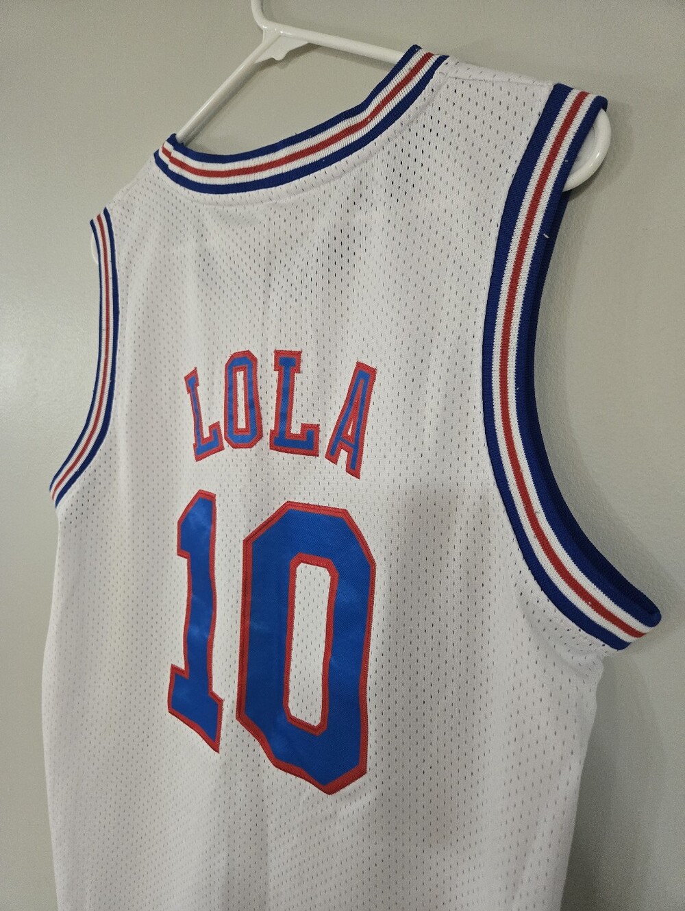 Space Jam Looney Tunes Tune Squad Basketball Jersey Lola Bunny Women’s Small - Picture 5 of 5